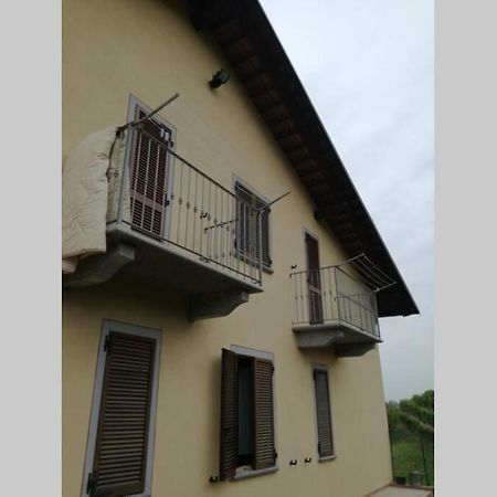 Casa Vacanze LILIANA Priocca Esterno foto